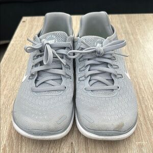Nike Light Gray Athletic Shoes